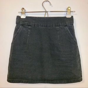 🖤 Topshop dark grey denim mini skirt